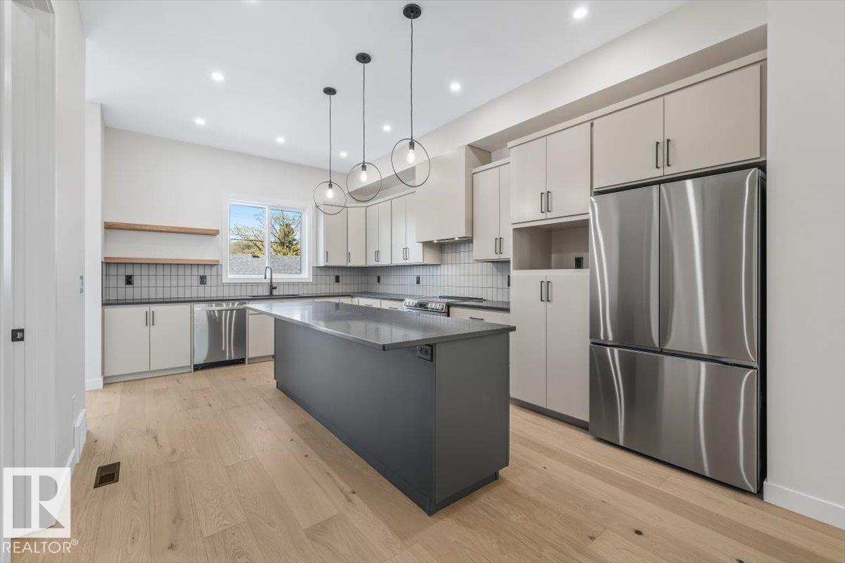 10932 132 ST NW - 13