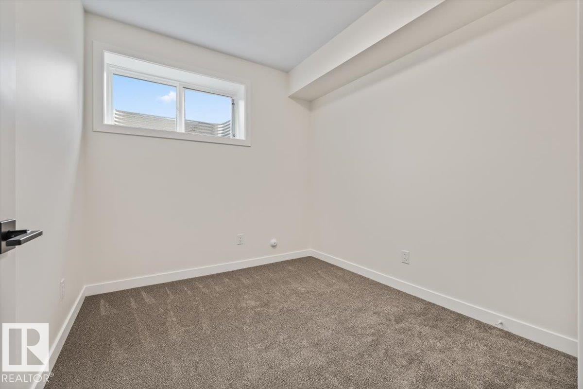 10932 132 ST NW - 57