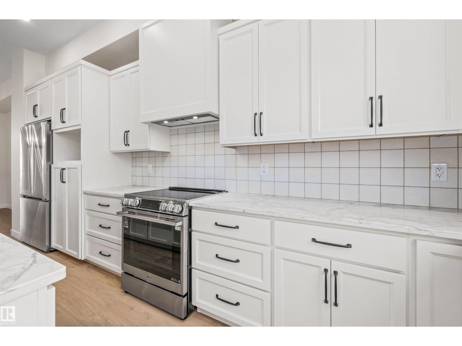 10934 132 ST NW - 22