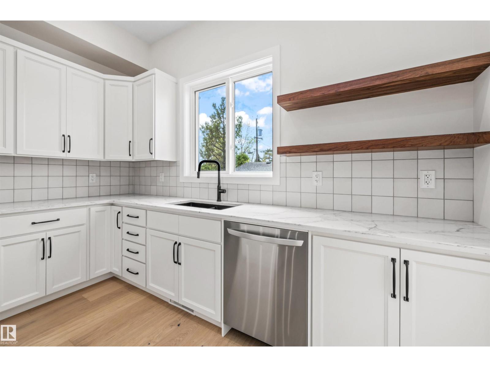 10934 132 ST NW - 21