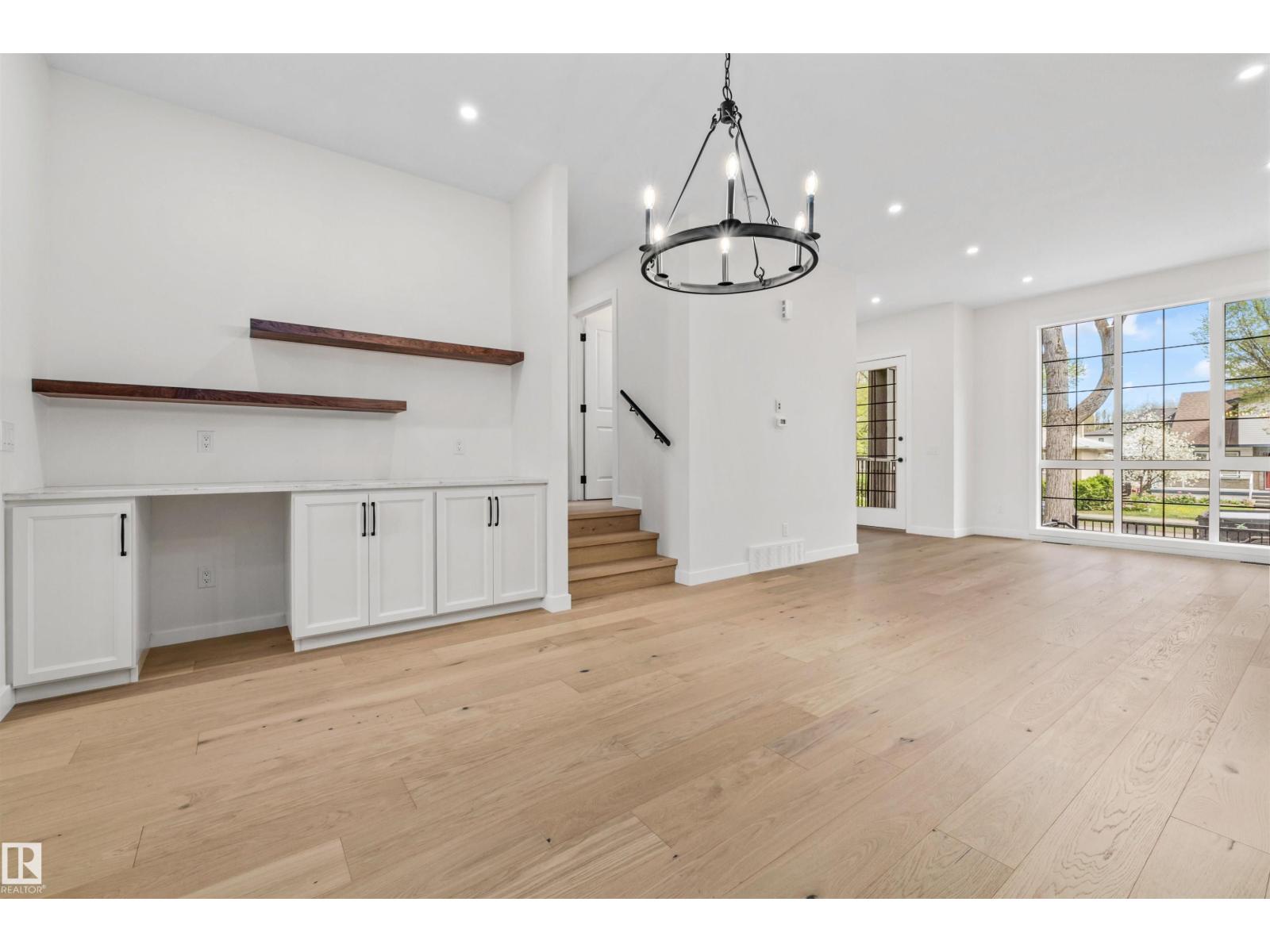 10934 132 ST NW - 24