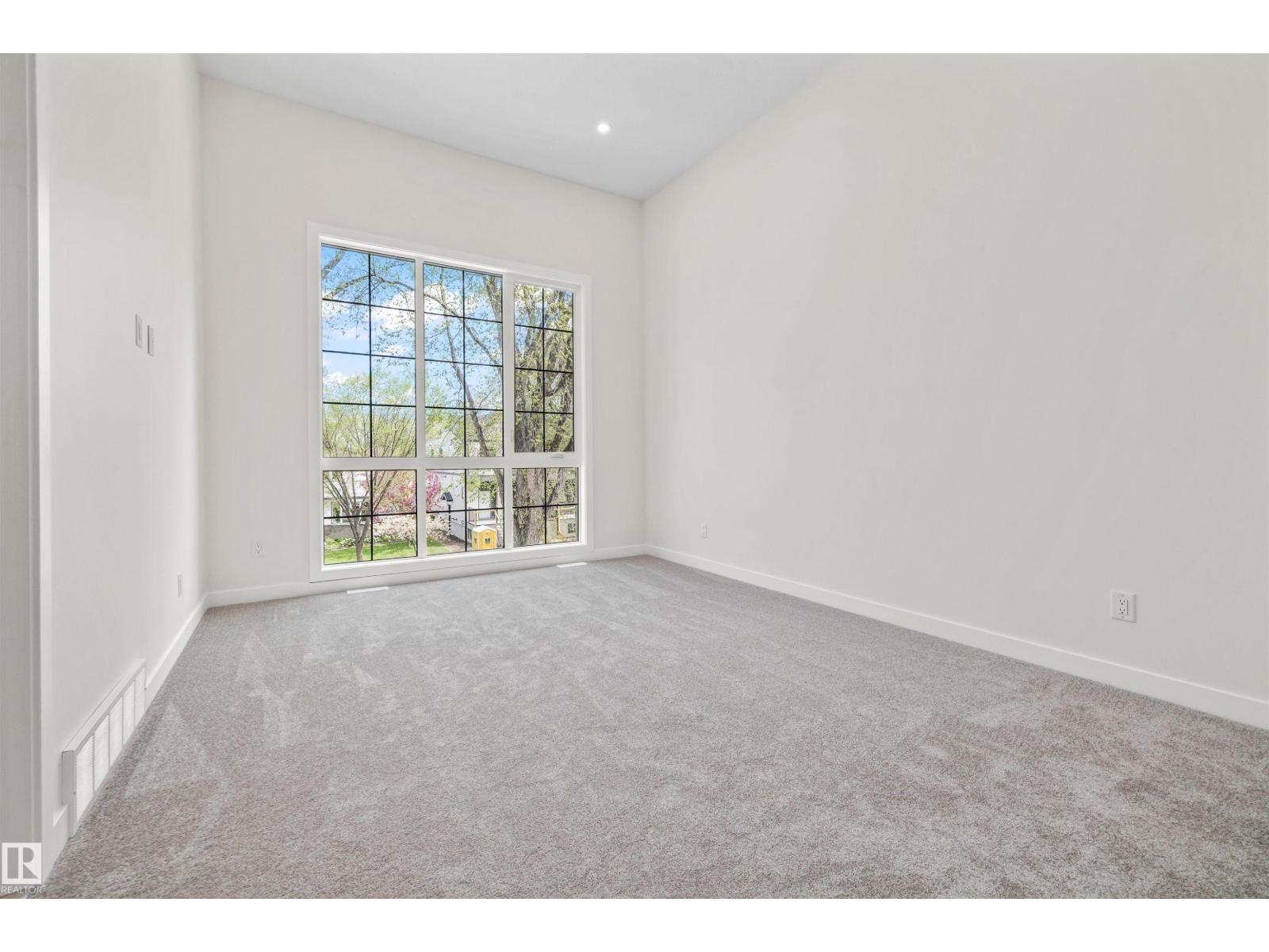 10934 132 ST NW - 27
