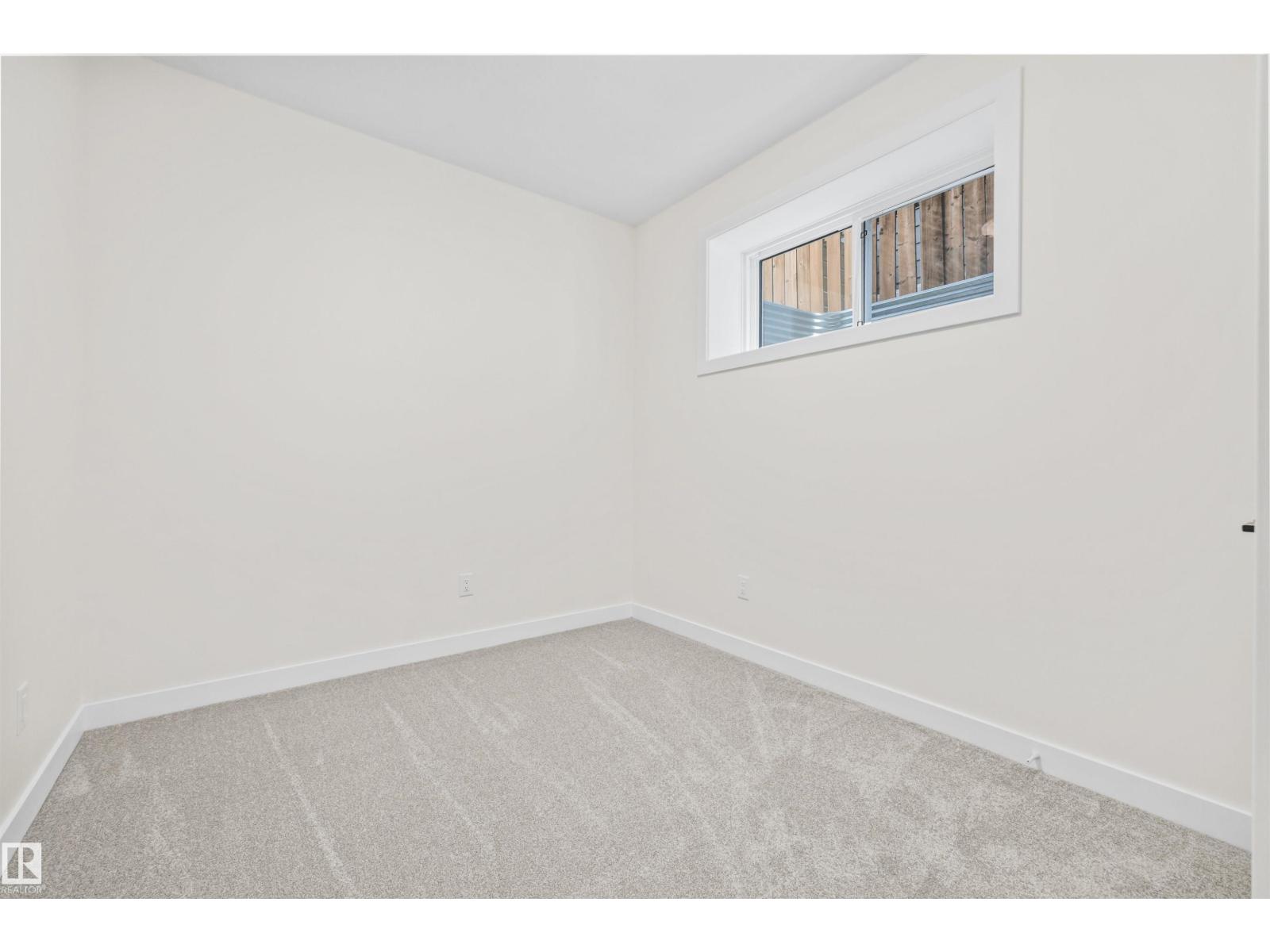 10934 132 ST NW - 60