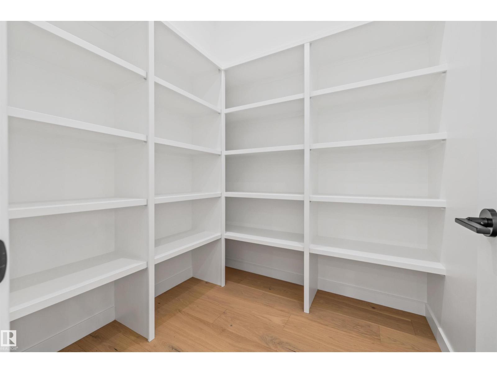 10934 132 ST NW - 18
