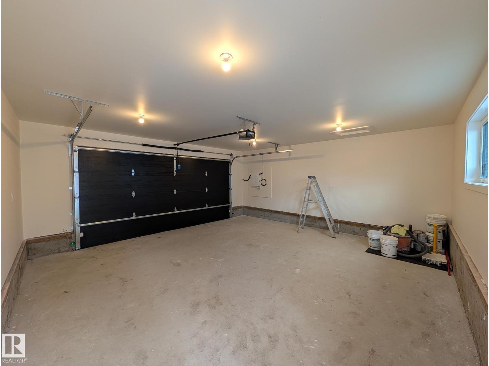 10934 132 ST NW - 63