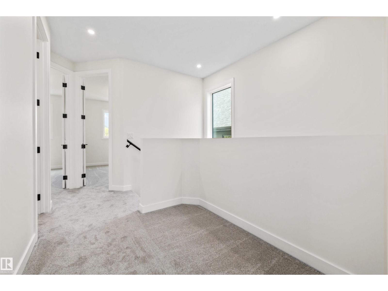 10934 132 ST NW - 38