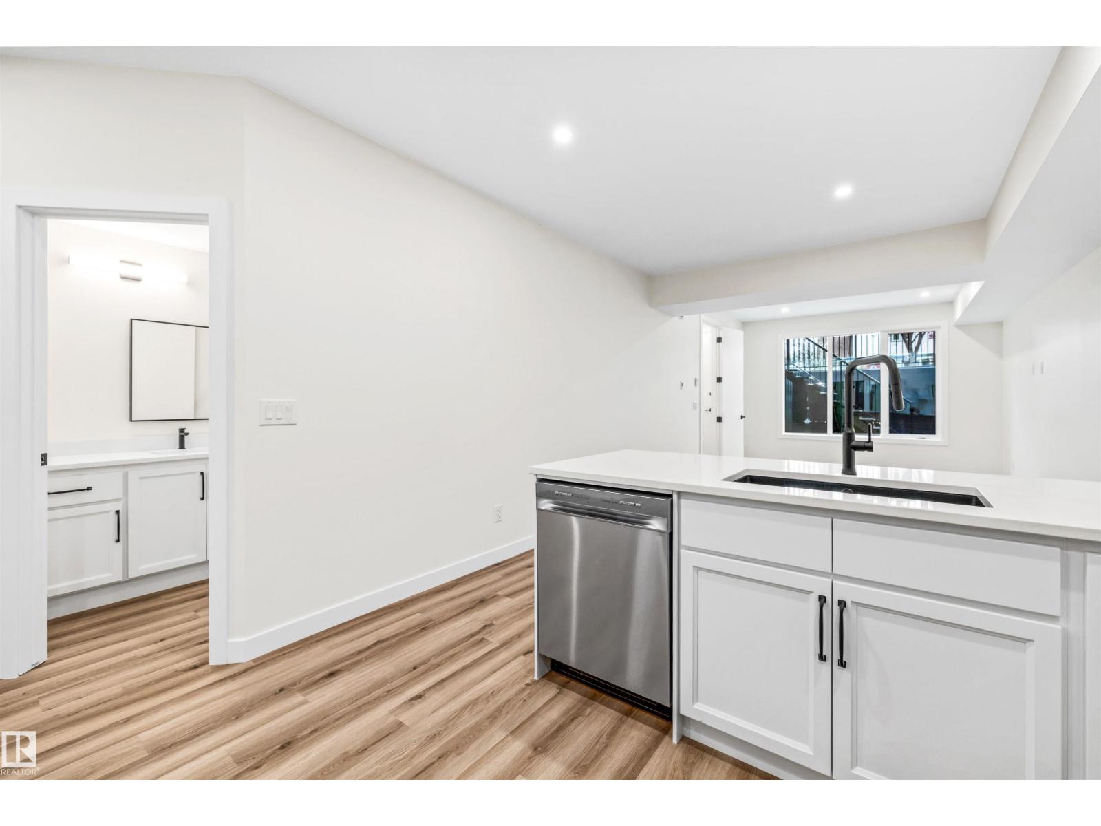 10934 132 ST NW - 56