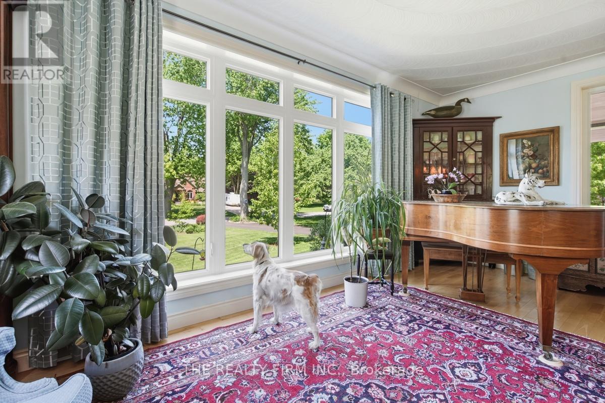 15 BEECHWOOD AVENUE - 13