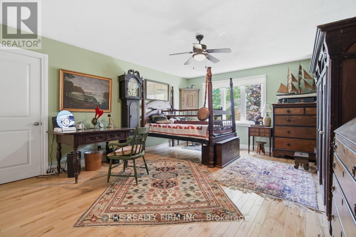 15 BEECHWOOD AVENUE - 32