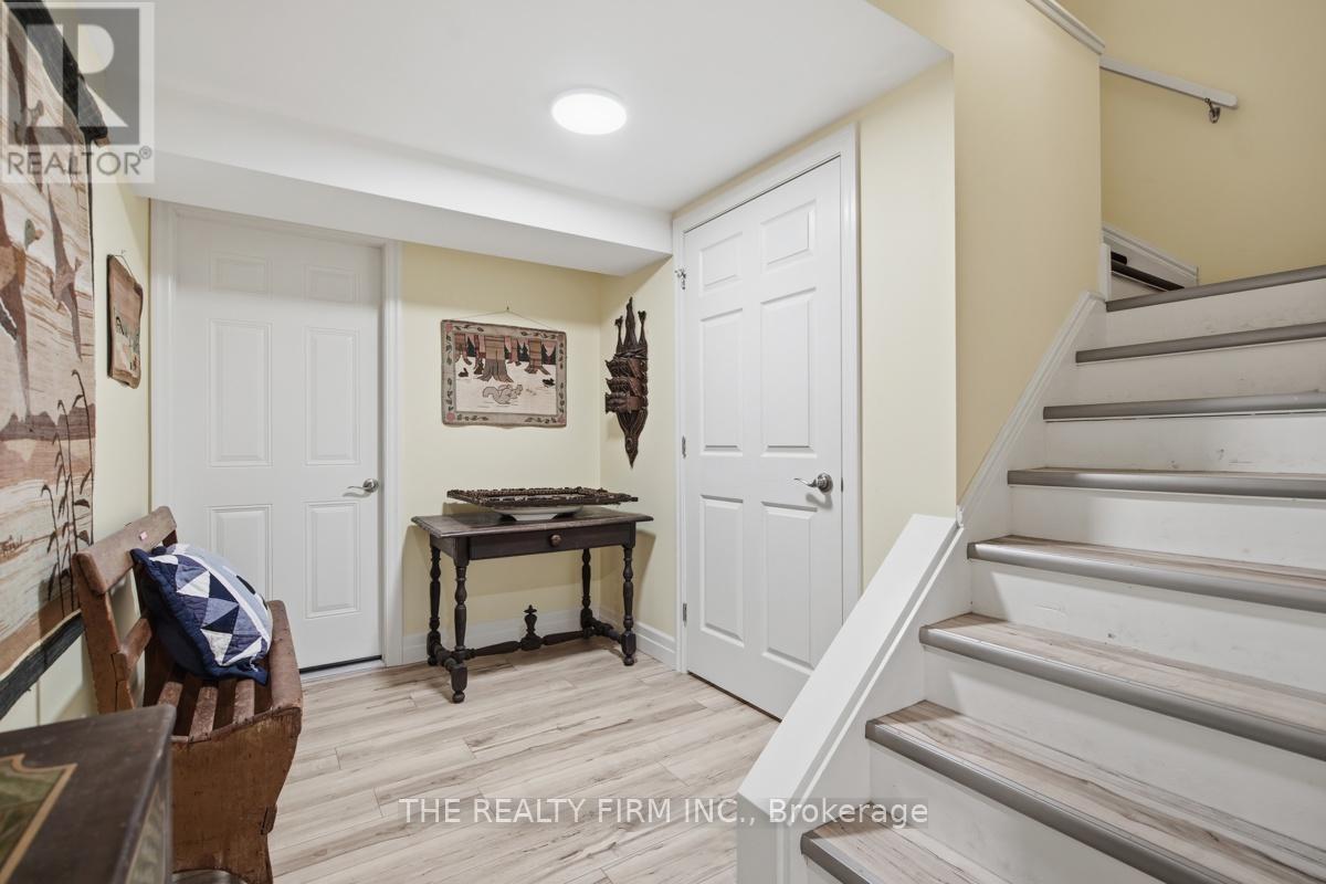 15 BEECHWOOD AVENUE - 35