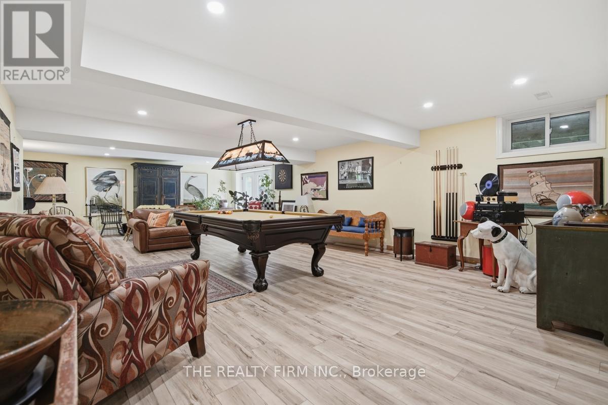 15 BEECHWOOD AVENUE - 36