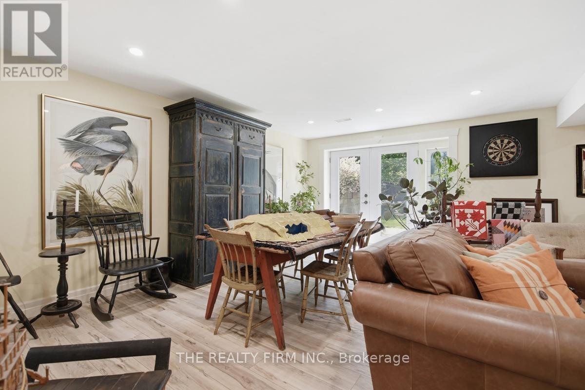 15 BEECHWOOD AVENUE - 38