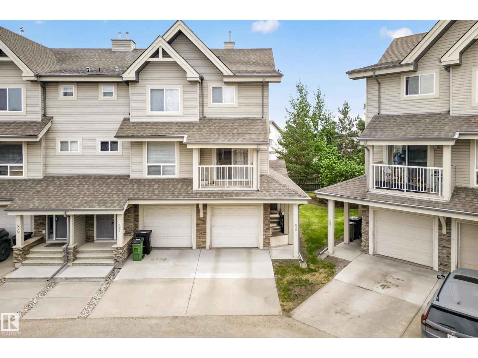 #88 12050 17 AV SW - 38
