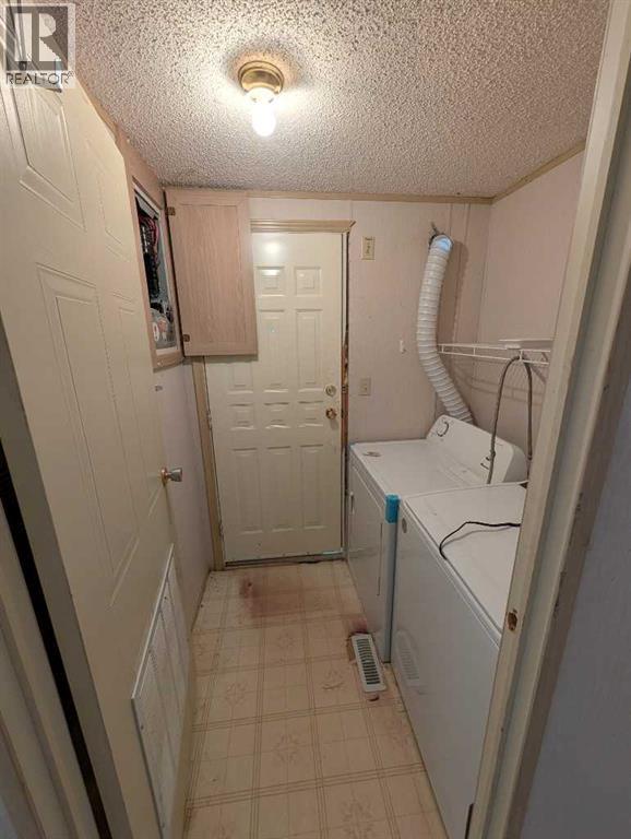 312 Christian Avenue - 19