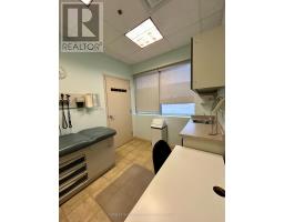 18 - 16945 Leslie Street, Newmarket, ON L3Y9A2 Photo 13