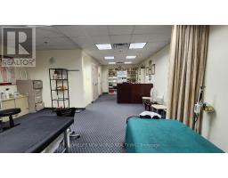 18 - 16945 Leslie Street, Newmarket, ON L3Y9A2 Photo 22