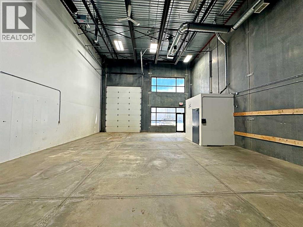 400 MacKenzie Boulevard, Fort McMurray