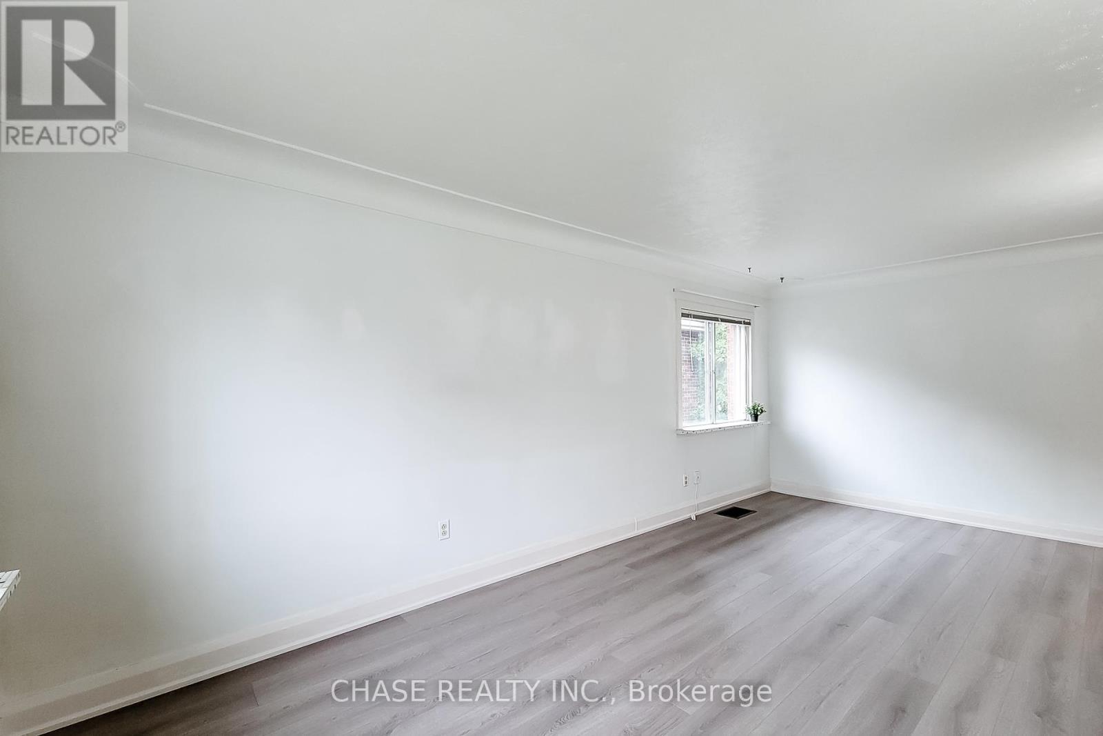 187 PARADISE ROAD N - 19