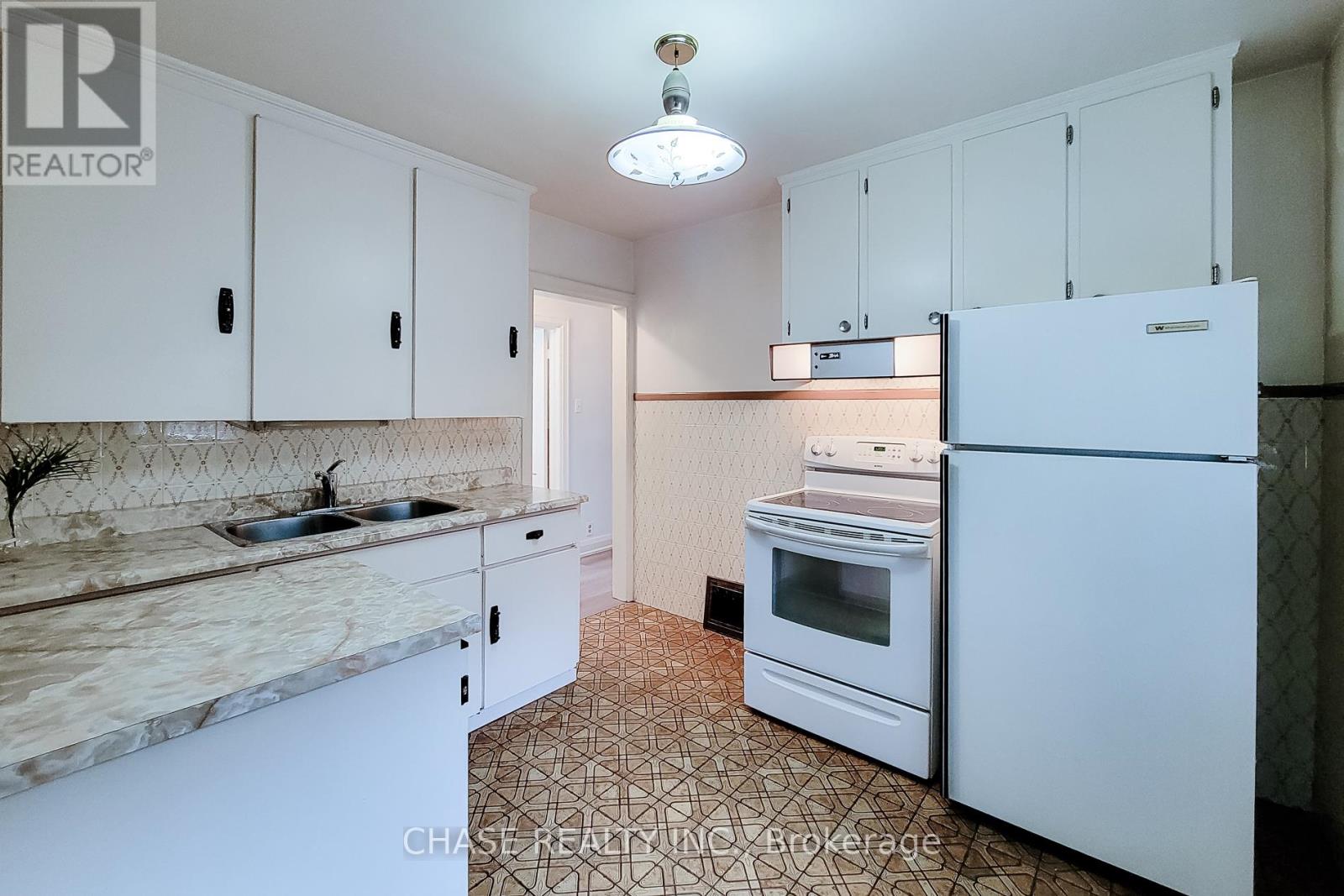 187 PARADISE ROAD N - 30