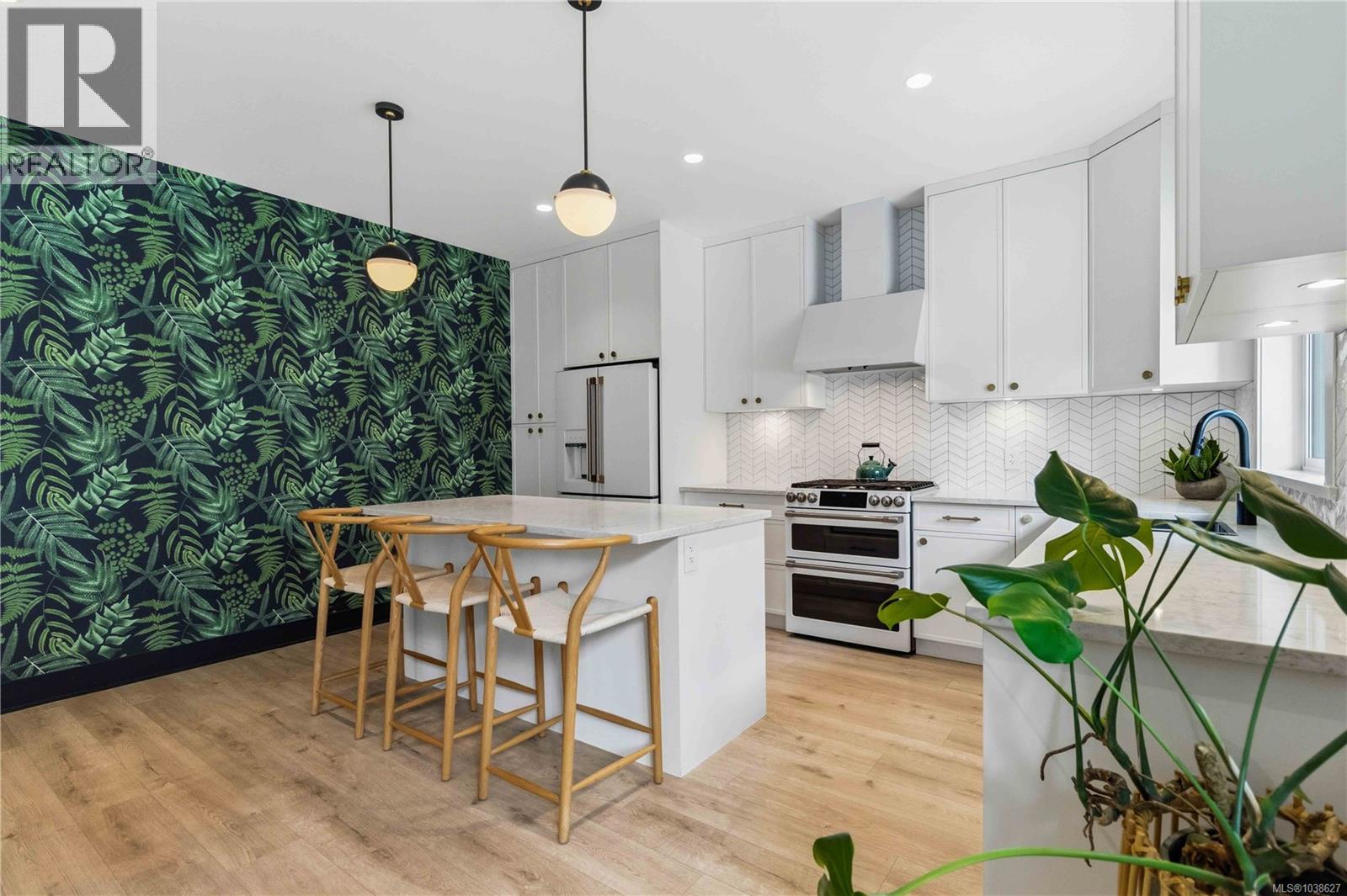 3567 Grenadier Rd - 6