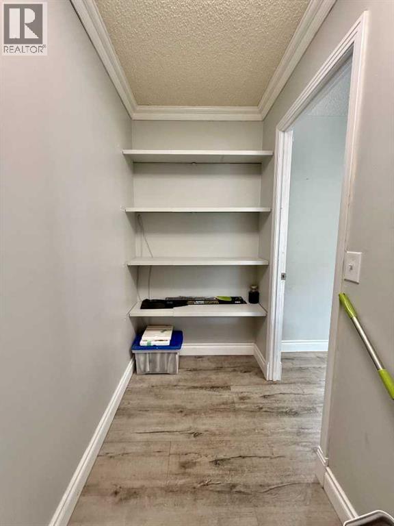 100 Silica Place, Fort McMurray