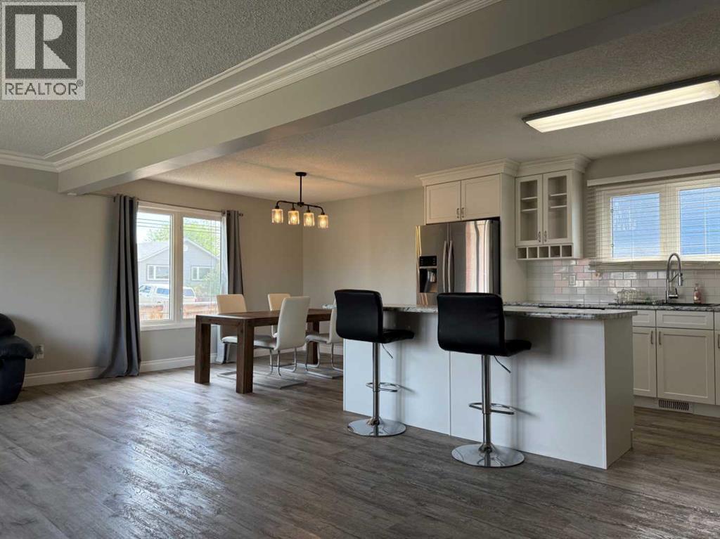 100 Silica Place, Fort McMurray