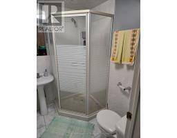16 - 201 Silvercreek Parkway N, Guelph, ON N1H3T4 Photo 22