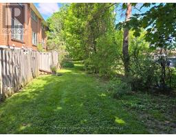 16 - 201 Silvercreek Parkway N, Guelph, ON N1H3T4 Photo 32