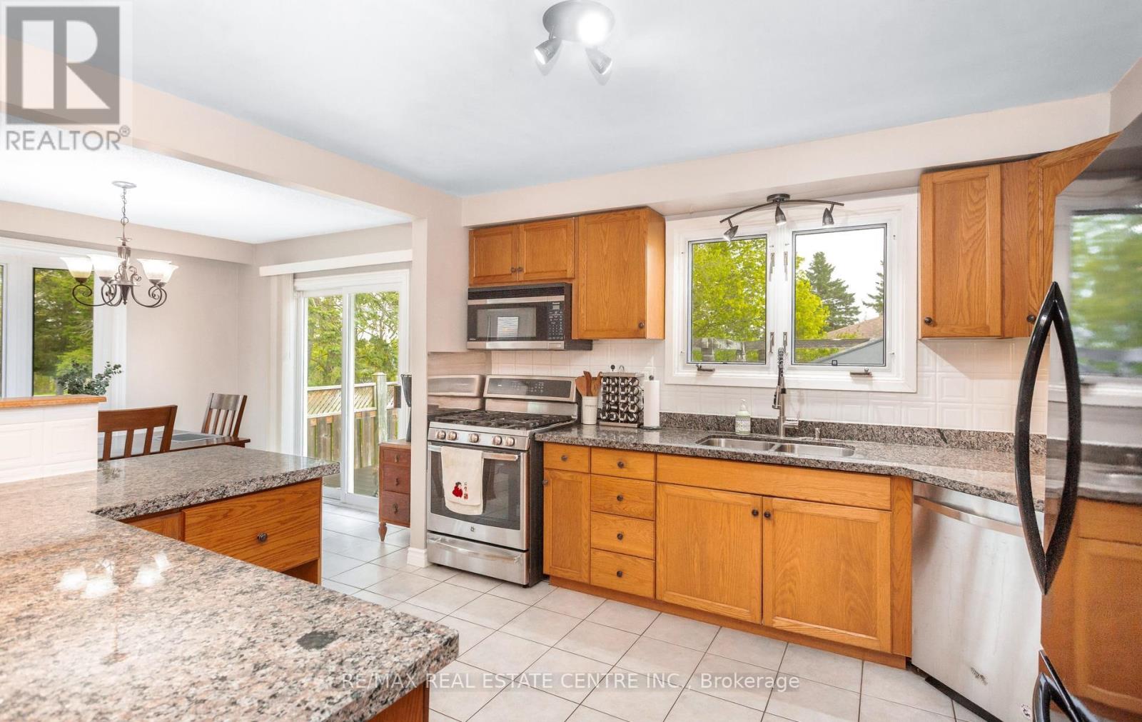 13450 HERITAGE ROAD - 12