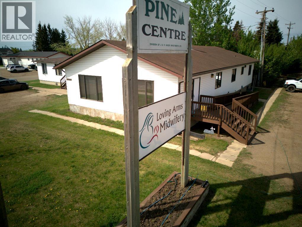 10002 96 Avenue - photo 2