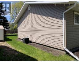 2pc Ensuite bath - 727 4th Street, Canora, SK S0A0L0 Photo 7