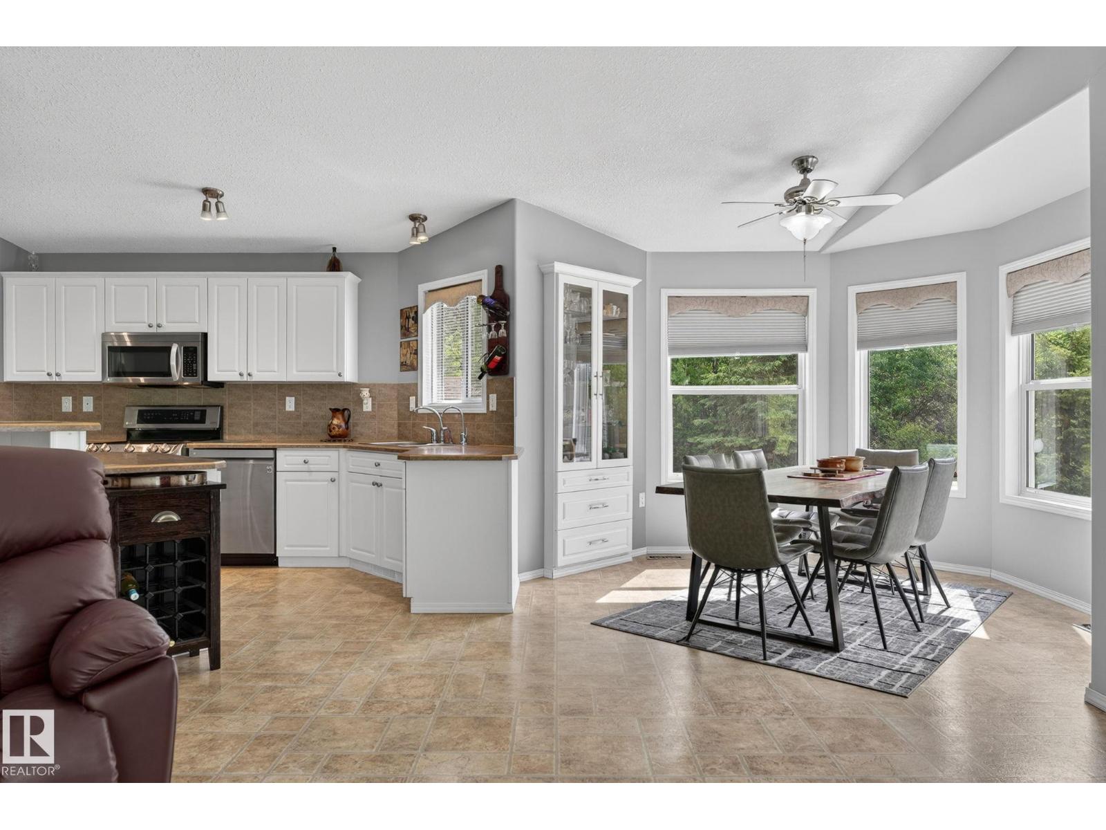3602 53 AV — photo 14