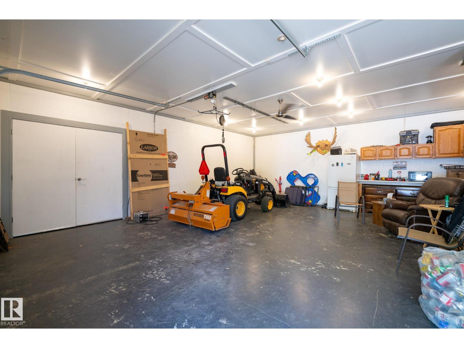 3602 53 AV — photo 47