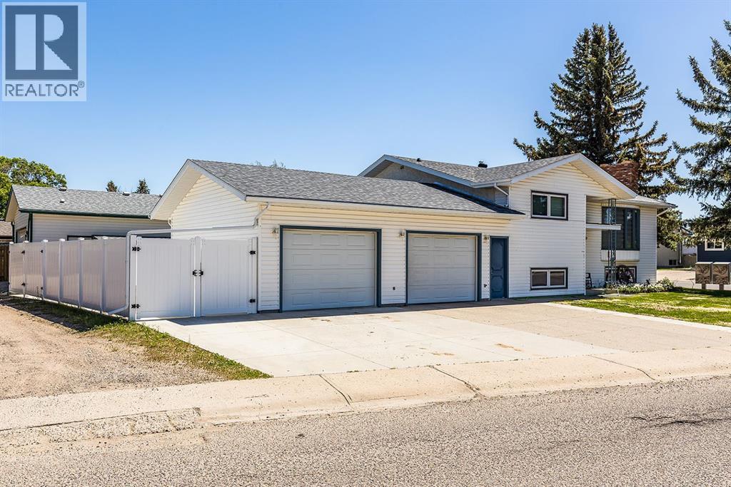 9 Rossmere Avenue SE - 44