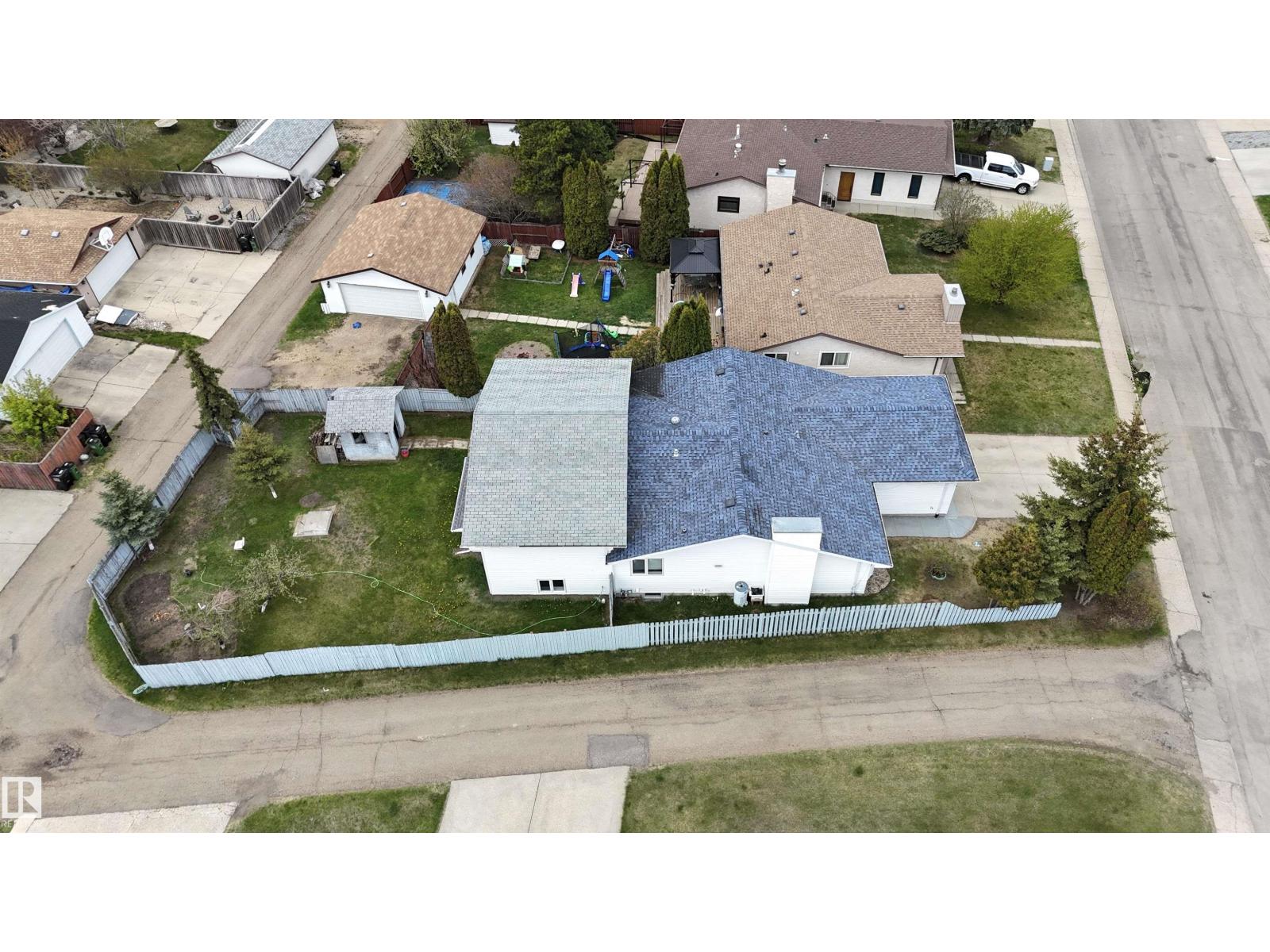 5417 14a ave NW - 2