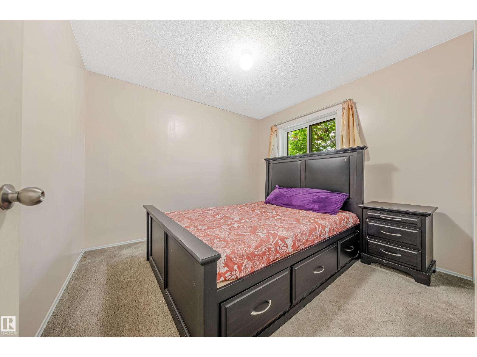 5417 14a ave NW - 24