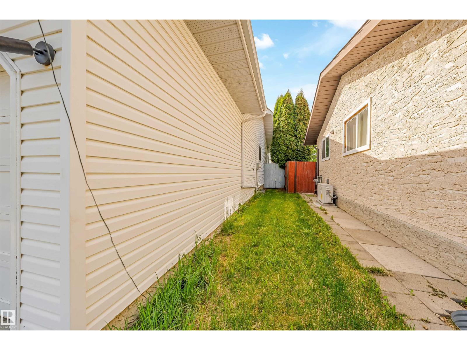 5417 14a ave NW - 51