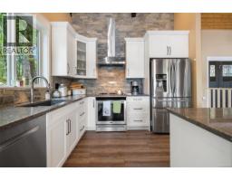 8130 Sa-seen-os Cres, Youbou, BC V0R3E1 Photo 30