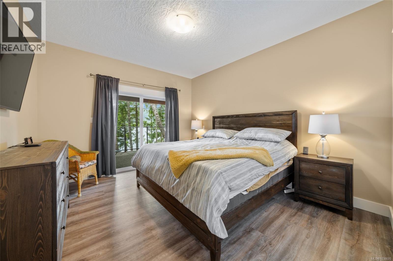 8130 Sa-Seen-Os Cres - 44