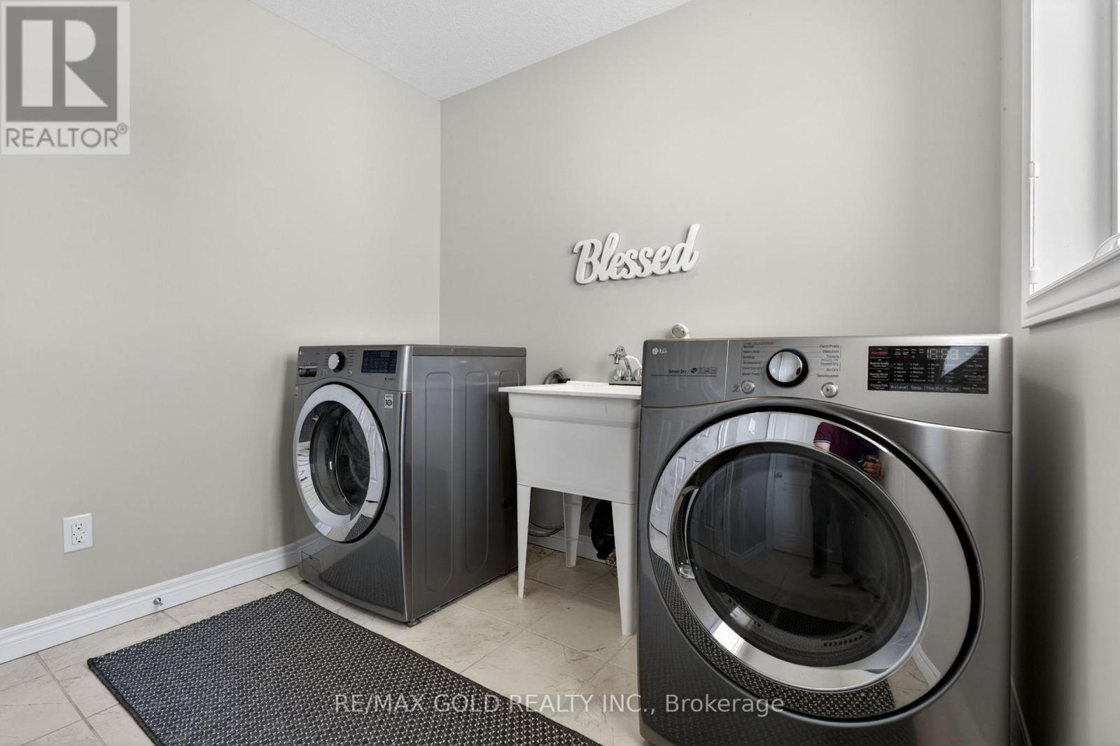 105 ARLINGTON PARKWAY N - 30
