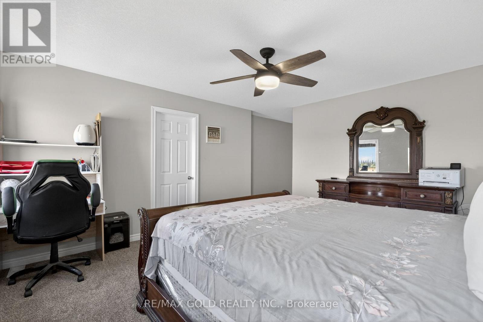 105 ARLINGTON PARKWAY N - 32