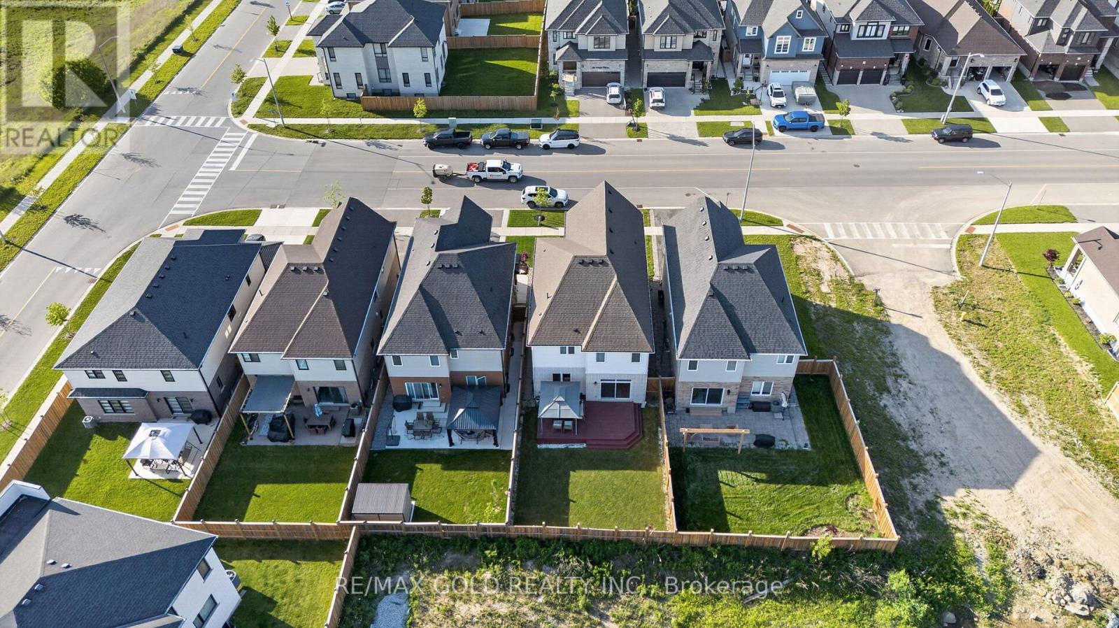 105 ARLINGTON PARKWAY N - 47