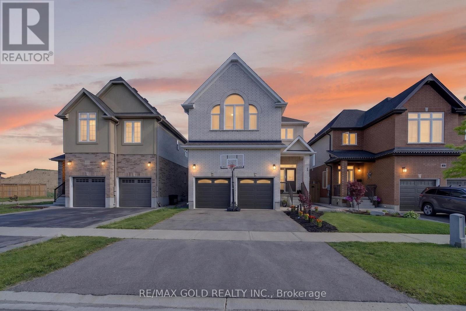 105 ARLINGTON PARKWAY N - 1
