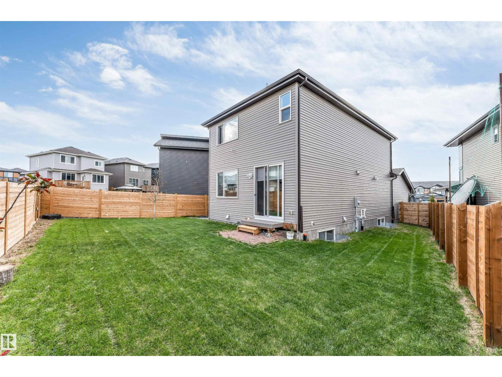425 41 ST SW - 2