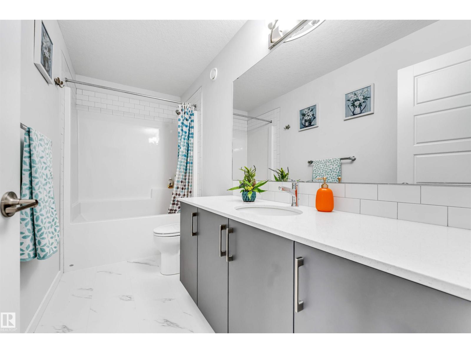 425 41 ST SW - 33