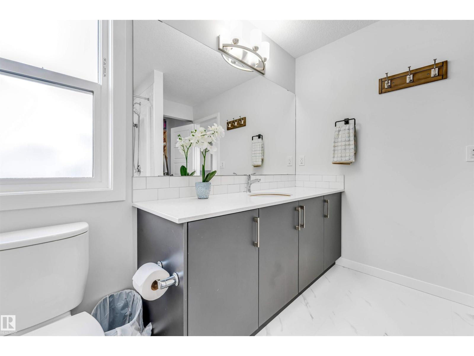 425 41 ST SW - 38