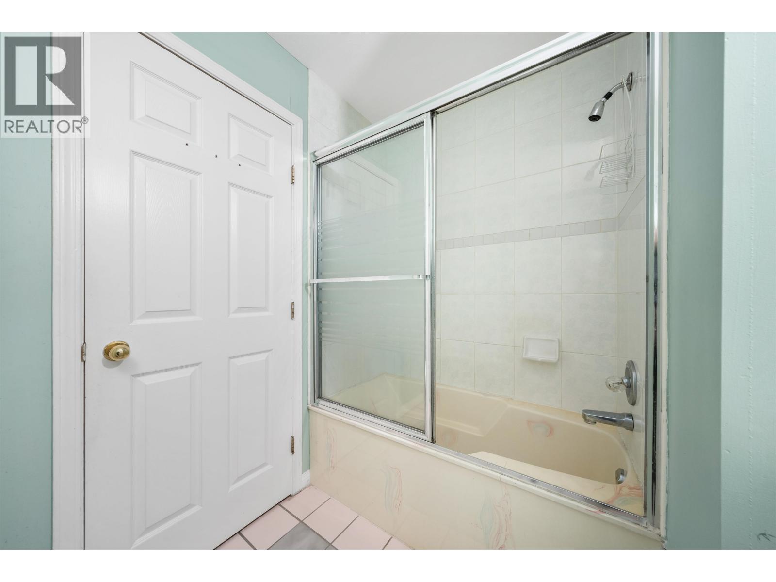 House in New Westminster - Image 6