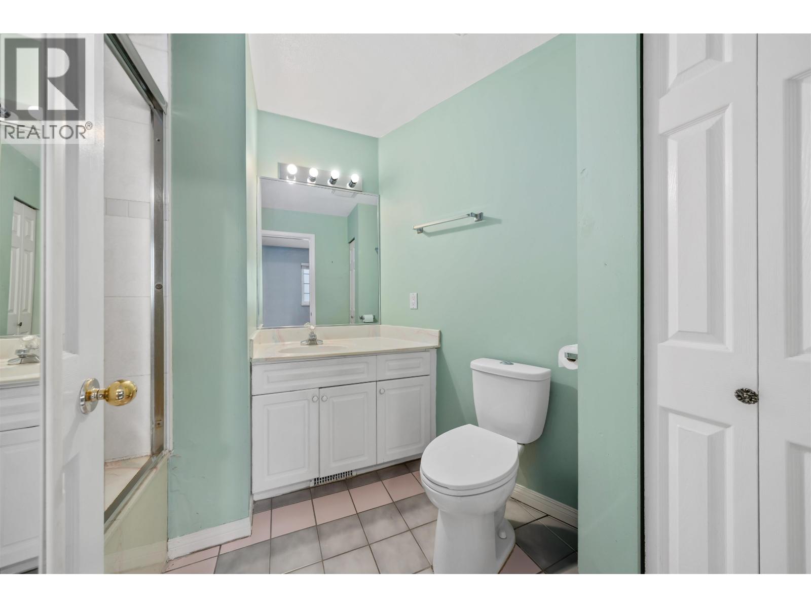House in New Westminster - Image 10