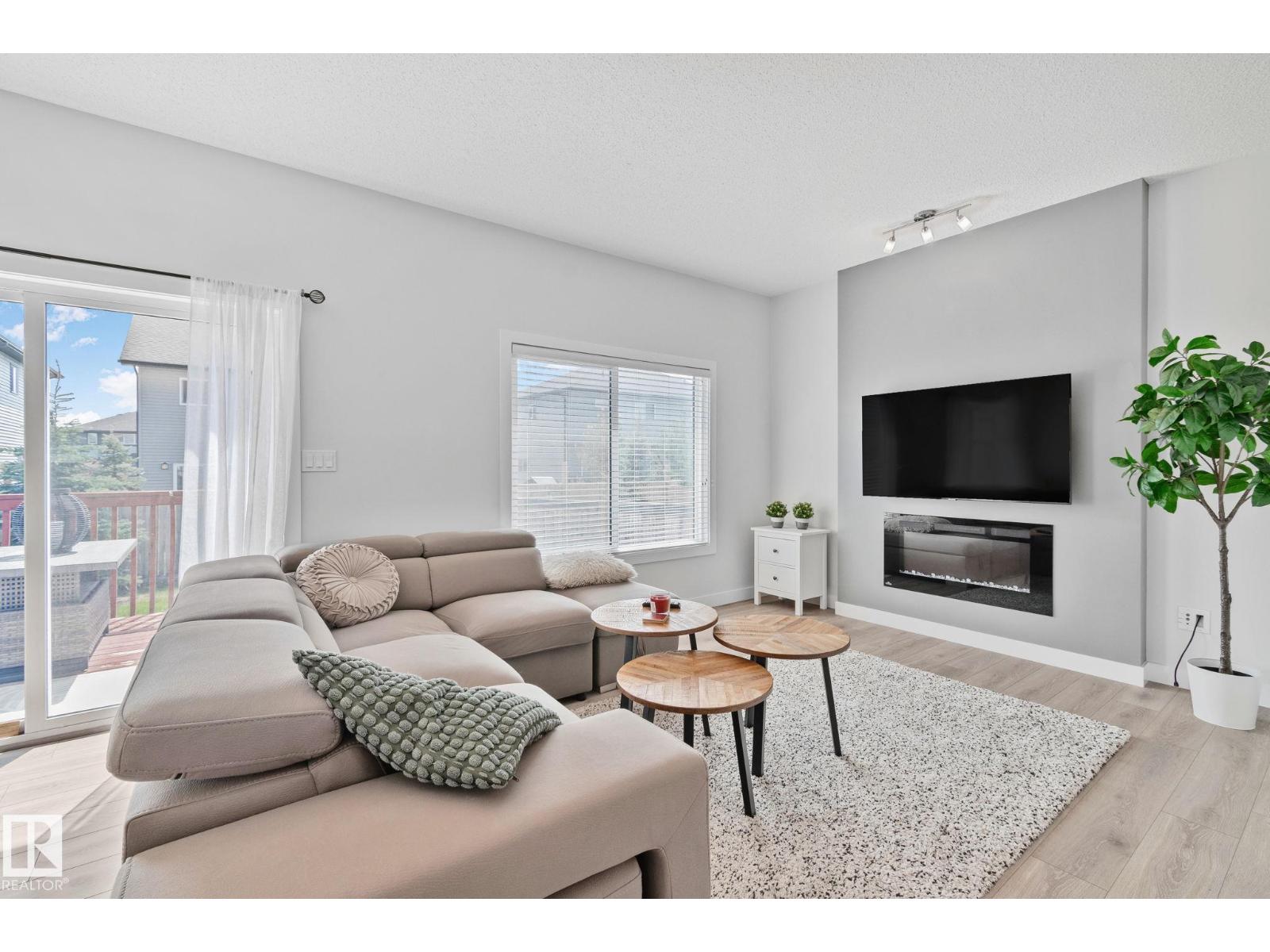 249 39A AV NW - 10