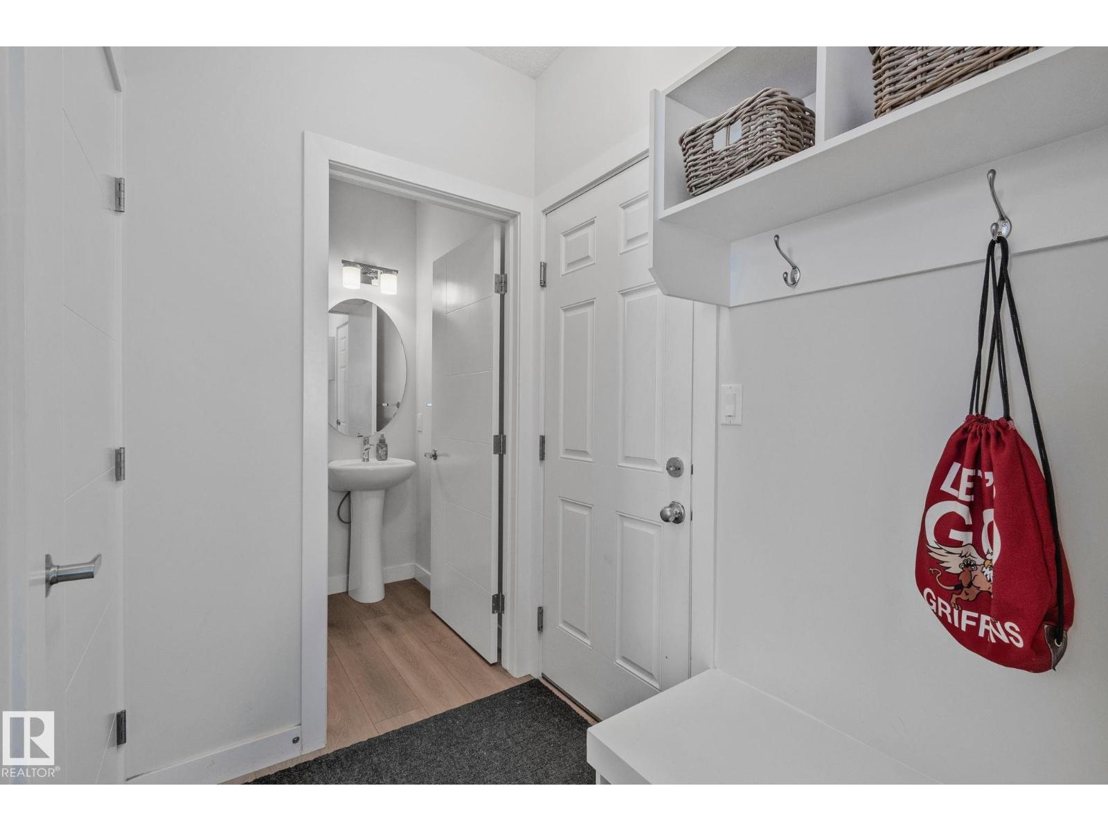 249 39A AV NW - 29